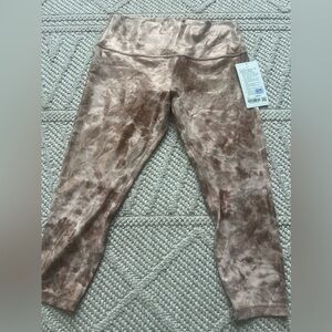 NWT Lululemon HR Align 23” Shine